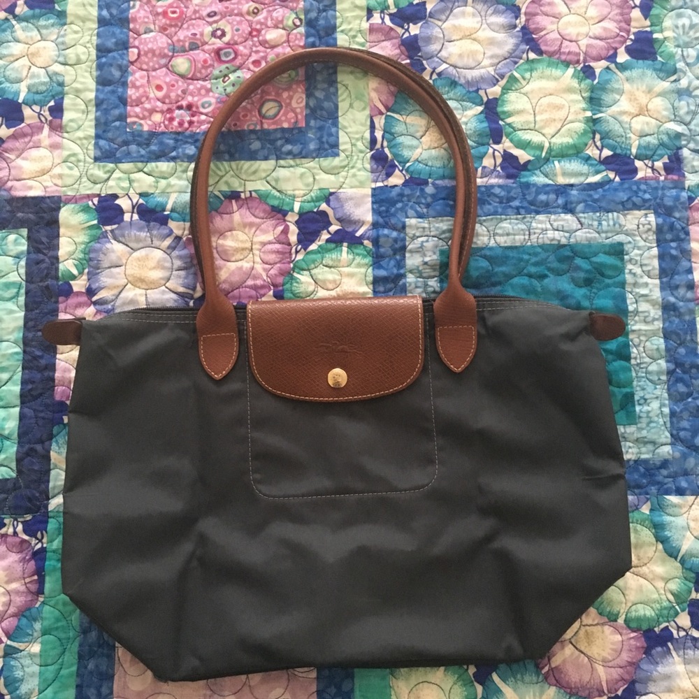 Longchamp Medium Le Pliage Medium Navy Tote